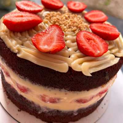 FATIA Red Velvet com Morango
